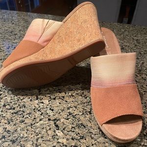 New TOMS Monica Mules Cork Wedge, Size 8